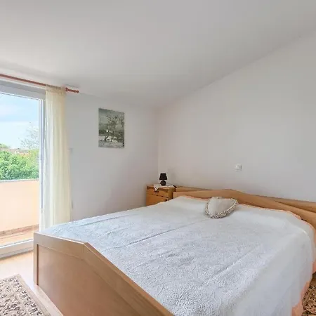 Glavani 3*